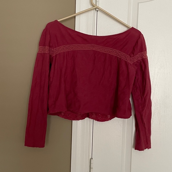 Free People Women’s Boatneck Lace Detail Crop Top. Size Medium. - Picture 2 of 3